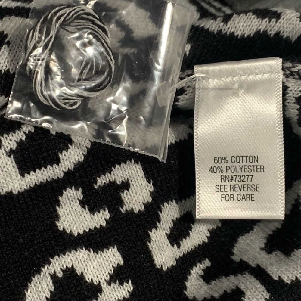 Croft & Barrow Leopard Print Sweater Gray Size Medium Womens Animal Print V-Neck - Picture 12 of 12